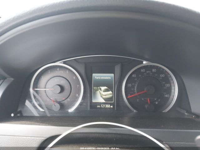 4T1BF1FK6FU038206 Toyota CAMRY SE