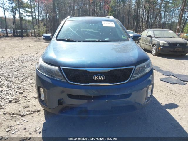 5XYKT3A63FG580948 KIA SORENTO LX