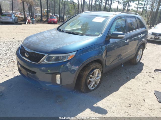5XYKT3A63FG580948 KIA SORENTO LX