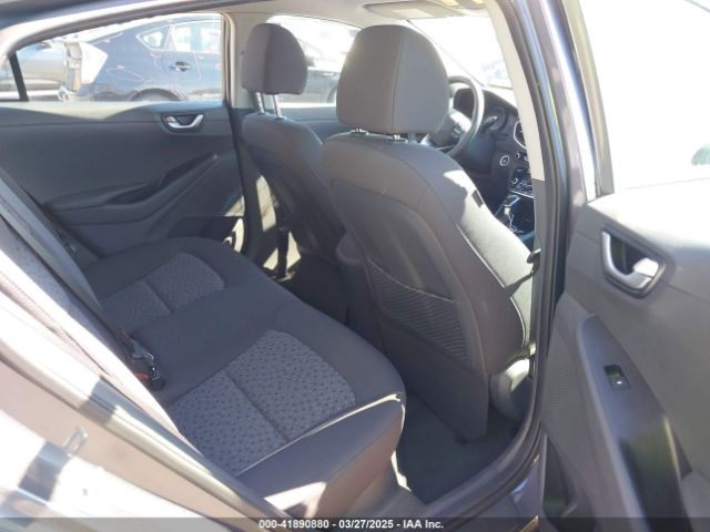 KMHC65LC7JU065772 Hyundai Ioniq Hybrid Blue