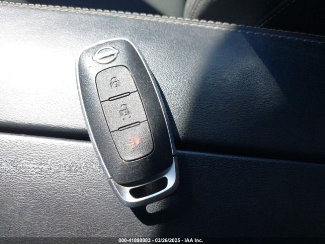 5N1BT3AA6PC801741 Nissan Rogue S Fwd