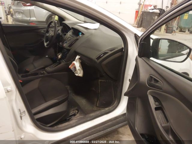 1FADP3E26EL320864 Ford FOCUS S