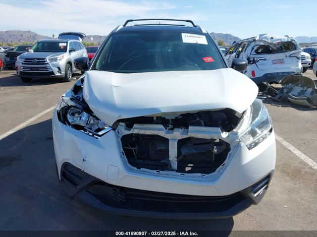 3N1CP5CUXJL504437 Nissan KICKS SV