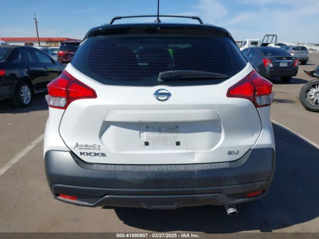 3N1CP5CUXJL504437 Nissan KICKS SV