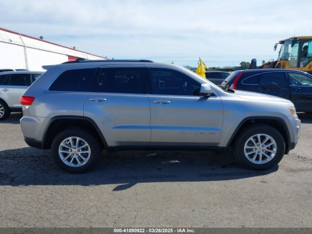 1C4RJFAG7GC392261 Jeep Grand Cherokee Laredo