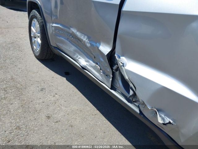 1C4RJFAG7GC392261 Jeep Grand Cherokee Laredo