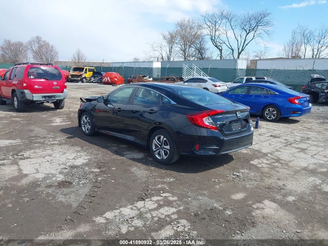 Honda Civic Lx 2018 19XFC2E53JE000231 Image 3