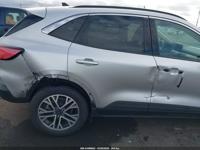 1FMCU9H62LUB17067 Ford ESCAPE SEL