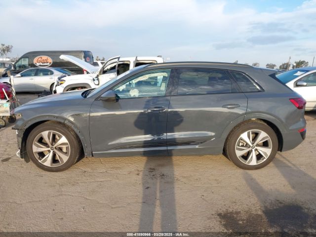 WA14AAGE6RB013322 Audi Q8 E-tron Premium Quattro