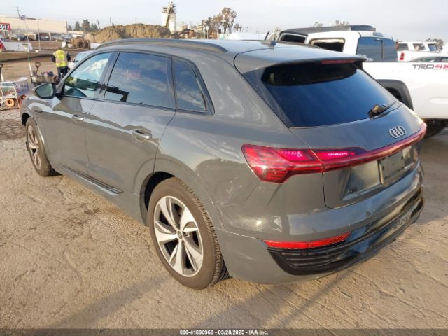 WA14AAGE6RB013322 Audi Q8 E-tron Premium Quattro