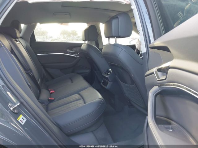 WA14AAGE6RB013322 Audi Q8 E-tron Premium Quattro