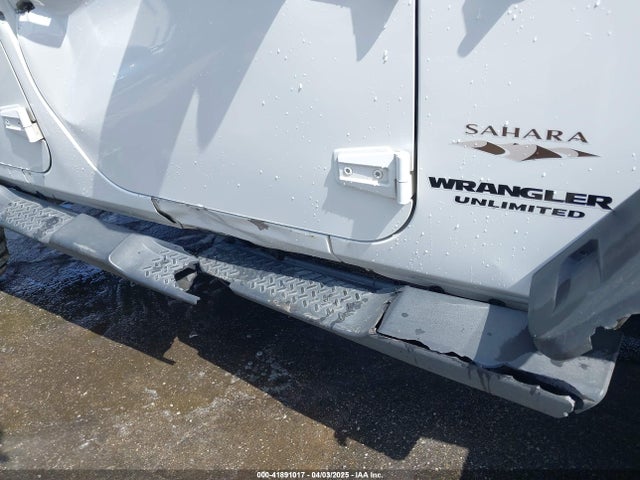 1C4BJWEG5HL731242 Jeep Wrangler Unlimited Sahara 4x4