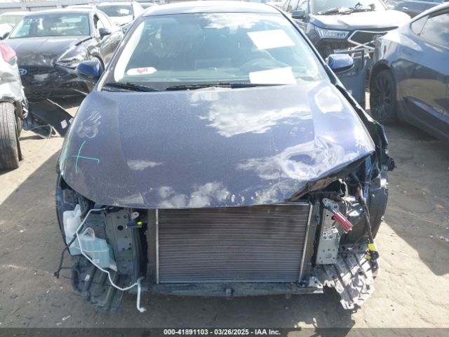 JTDBCMFE4PJ002946 Toyota Corolla Hybrid Le