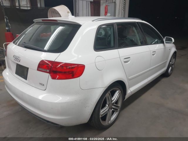 2013 AUDI A3 WAUKJAFM0DA005072 Photo 3