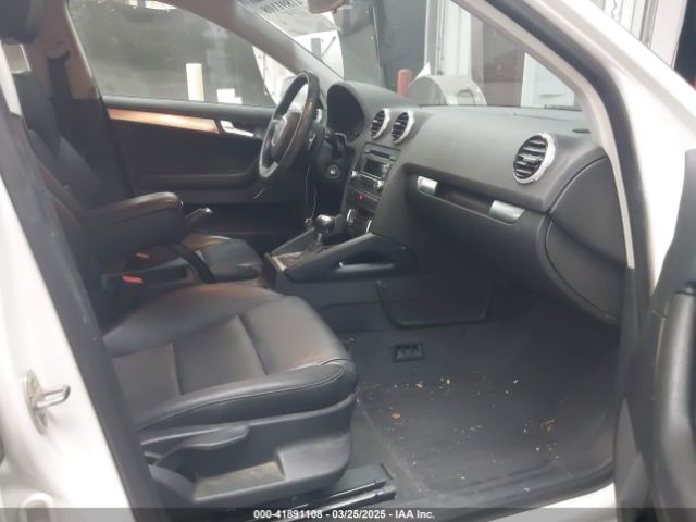 2013 AUDI A3 WAUKJAFM0DA005072 Photo 4