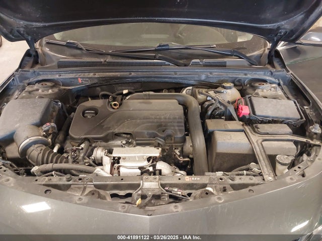 1G1ZD5ST0JF242780 Chevrolet MALIBU LT