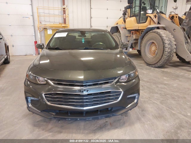 1G1ZD5ST0JF242780 Chevrolet MALIBU LT