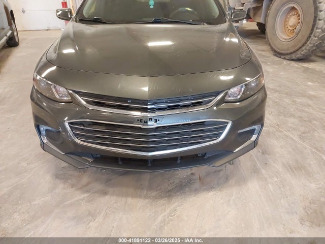 1G1ZD5ST0JF242780 Chevrolet MALIBU LT