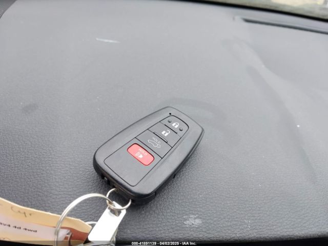 2T3N1RFV4MC236972 Toyota Rav4 Limited