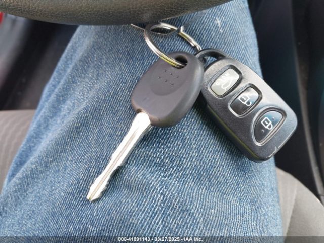 5NPDH4AE5FH573354 Hyundai ELANTRA SE