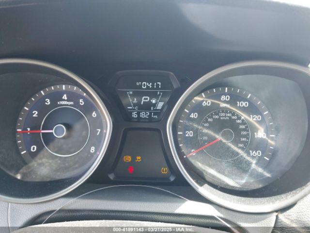 5NPDH4AE5FH573354 Hyundai ELANTRA SE