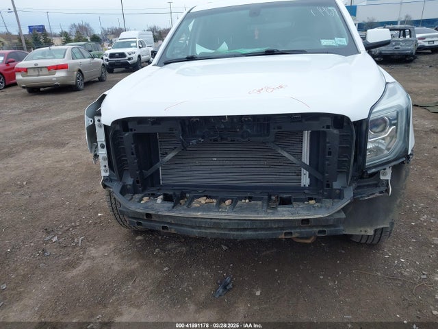 1GKS2FKCXGR181227 GMC Yukon Xl Sle