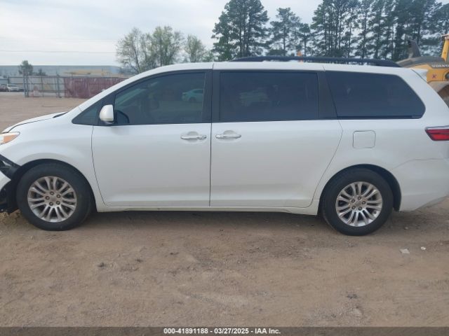 5TDYK3DC8FS639221 Toyota Sienna Xle Premium 8 Passenger
