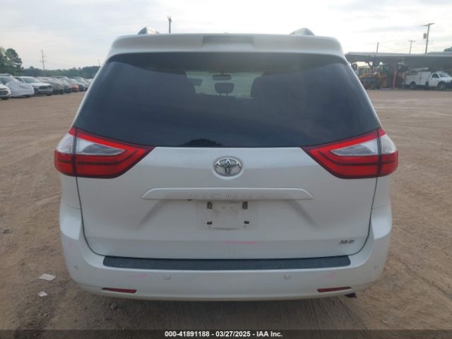 5TDYK3DC8FS639221 Toyota Sienna Xle Premium 8 Passenger