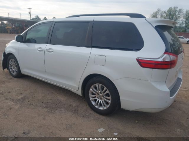 5TDYK3DC8FS639221 Toyota Sienna Xle Premium 8 Passenger