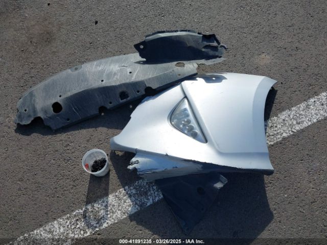 JTDKARFU1G3015572 Toyota Prius Three Touring