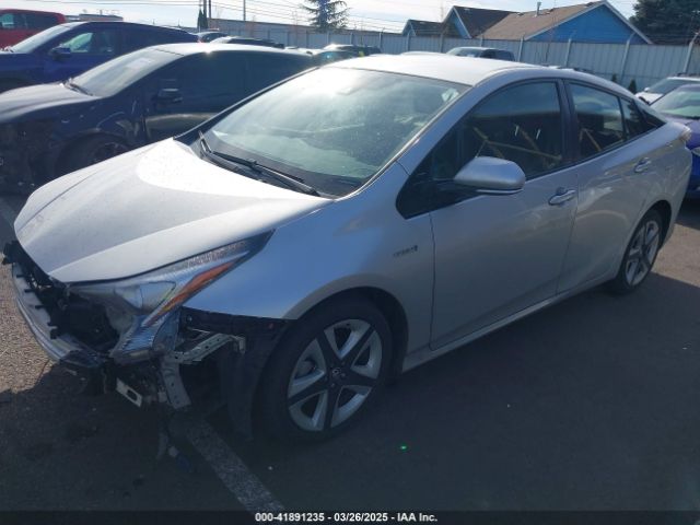 JTDKARFU1G3015572 Toyota Prius Three Touring