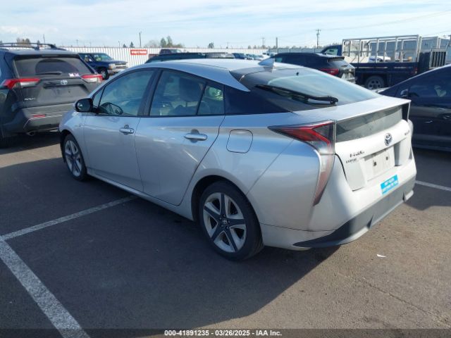 JTDKARFU1G3015572 Toyota Prius Three Touring