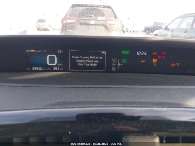 JTDKARFU1G3015572 Toyota Prius Three Touring