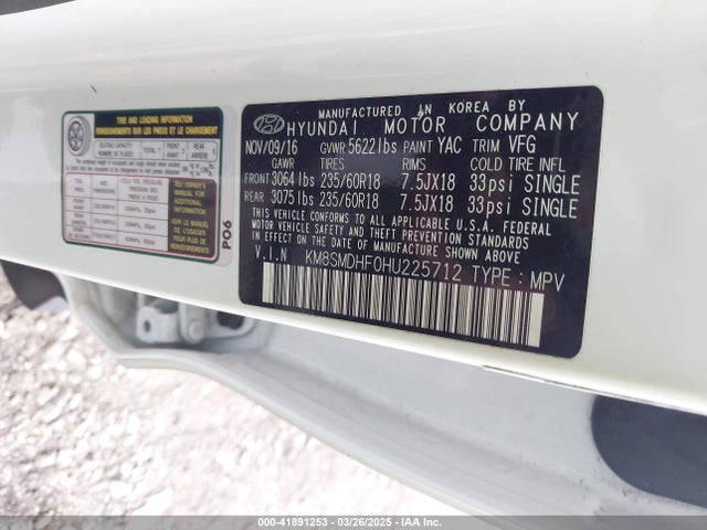 KM8SMDHF0HU225712 Hyundai Santa Fe Se