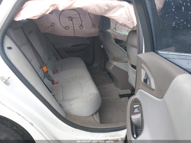 1G1ZB5ST2HF135830 Chevrolet MALIBU LS