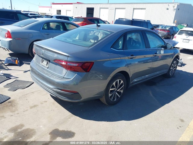 3VW5M7BU2PM042225 Volkswagen tsi