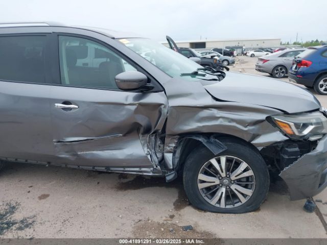 5N1DR2MN2HC667652 Nissan Pathfinder Sv