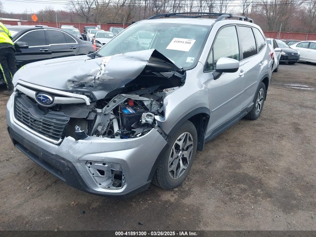 JF2SKAGCXKH423828 Subaru Forester Premium