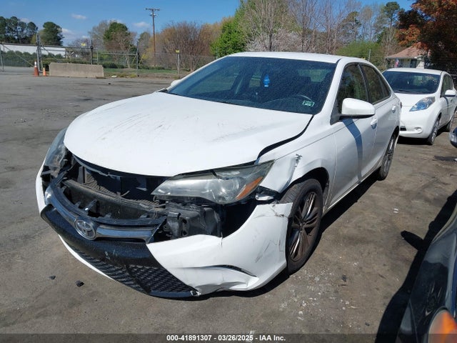 Toyota CAMRY SE 2015 4T1BF1FK1FU076443 Image 2