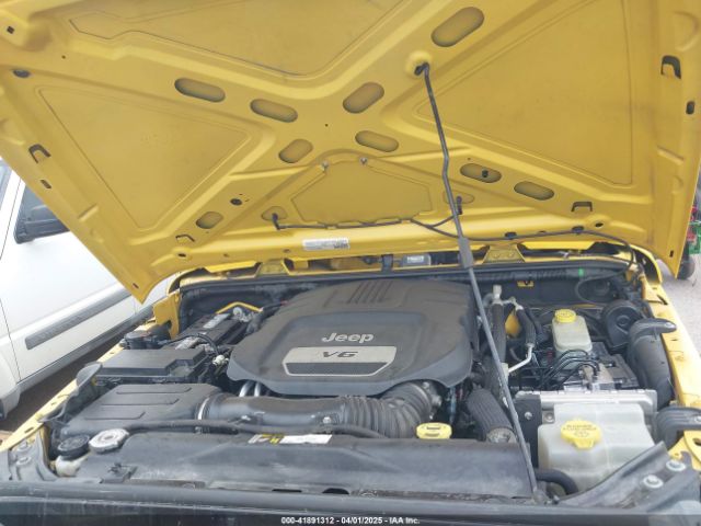 1C4BJWDG4FL581994 Jeep Wrangler Unlimited Willys Wheeler