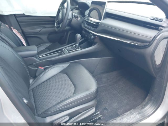 3C4NJDBN4RT170123 Jeep Compass Latitude 4x4