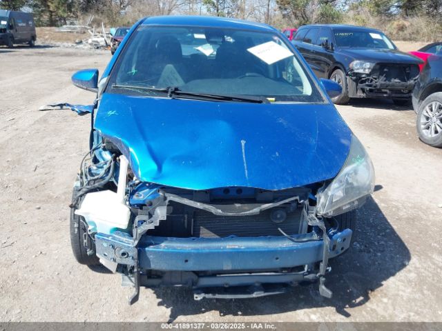 VNKKTUD39HA078852 Toyota YARIS L