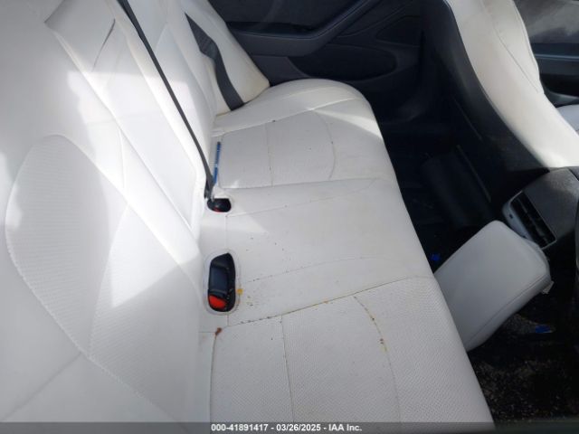5YJ3E1EA8JF025866 Tesla Model 3 Long Range/mid Range