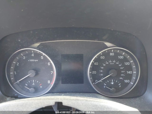 5NPD84LF1HH013520 Hyundai ELANTRA SE