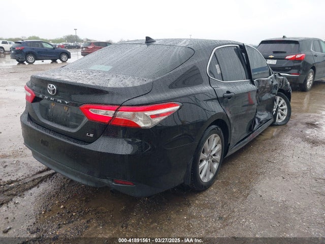 4T1B11HK1KU714583 Toyota CAMRY LE