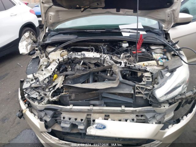 1FADP3K29JL249531 Ford FOCUS SE