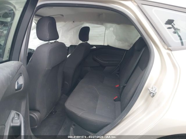 1FADP3K29JL249531 Ford FOCUS SE