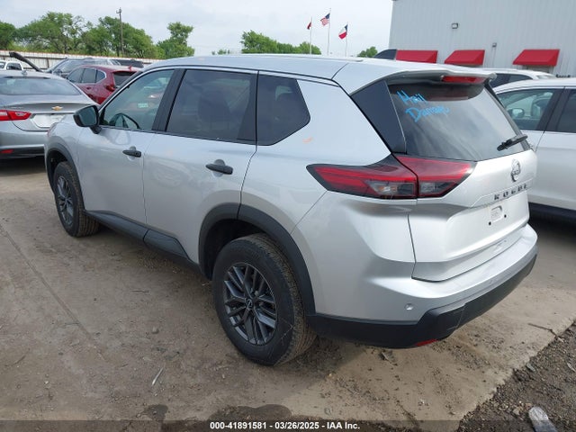 5N1BT3AA2RC718388 Nissan Rogue S Fwd