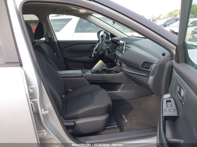 5N1BT3AA2RC718388 Nissan Rogue S Fwd