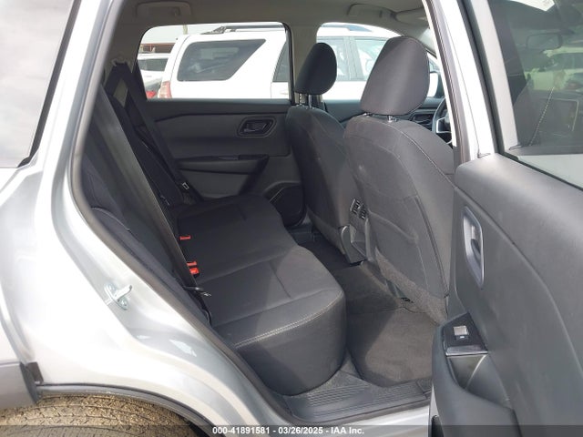 5N1BT3AA2RC718388 Nissan Rogue S Fwd